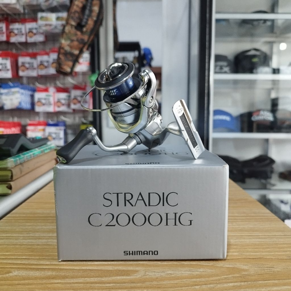 Reel Shimano STRADIC FM 1000 2500 C3000 4000 C5000 XG NEW PRODUK 2023