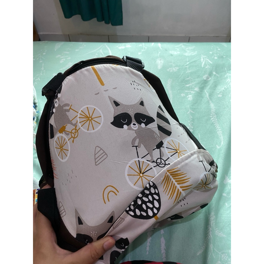 PL GENDONGAN HIPSEAT X KADO