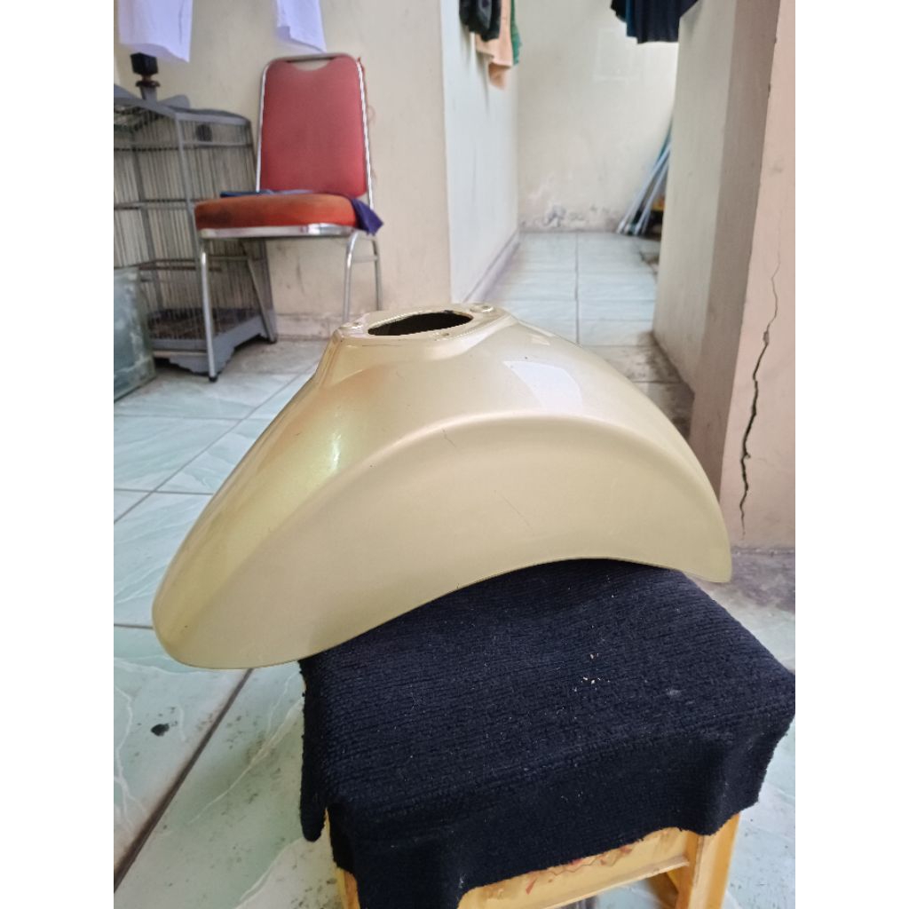 spakbor depan vespa primavera 75th aniversary original copotan