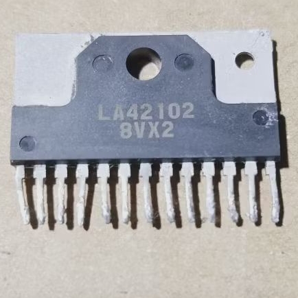 IC LA 42102 ORIGINAL COPOTAN