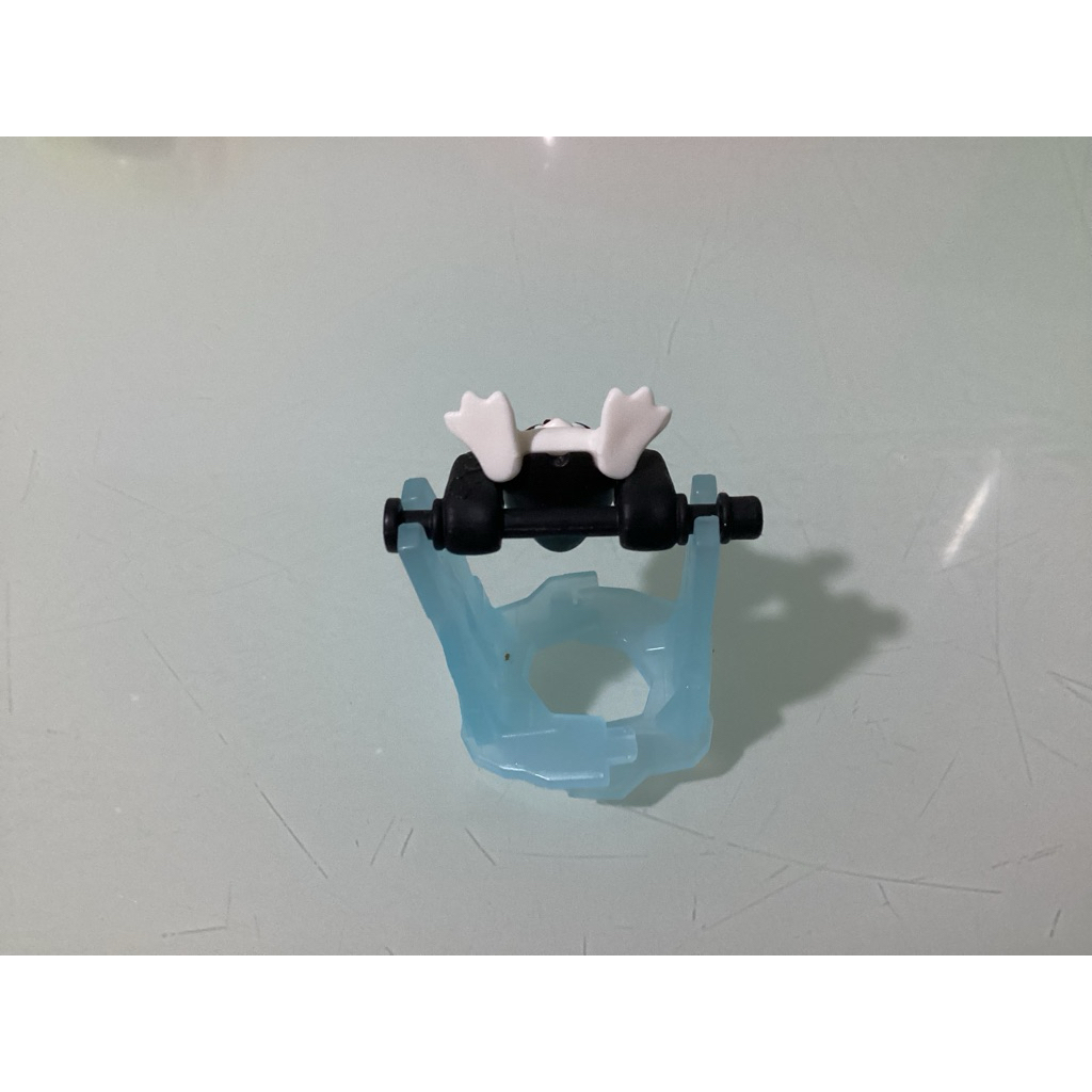 Mainan KinderJoy Penguin