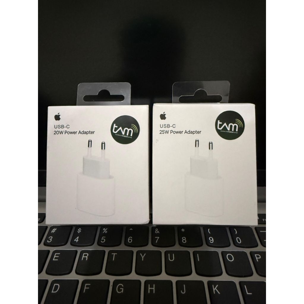 Adaptor Adapter Charger iphone 20WATT & 25WATT USB-C Original 100%