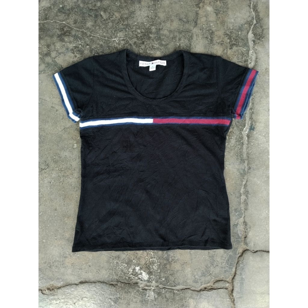 tommy hilfiger flag logo t shirt