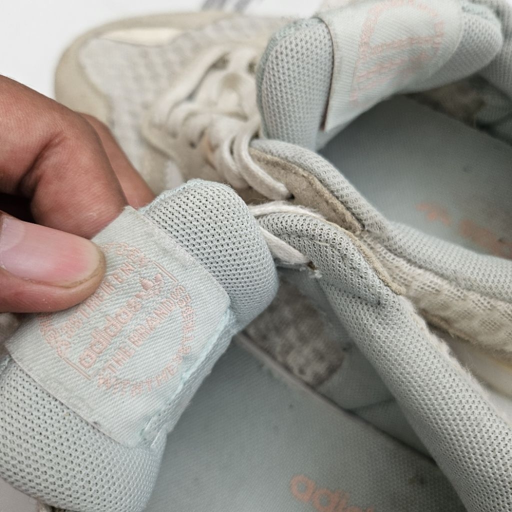 Sepatu second a*d*i*d*a*s cew uk36