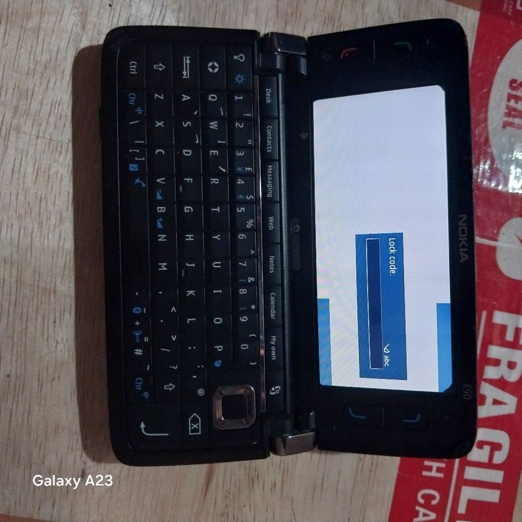 nokia e90