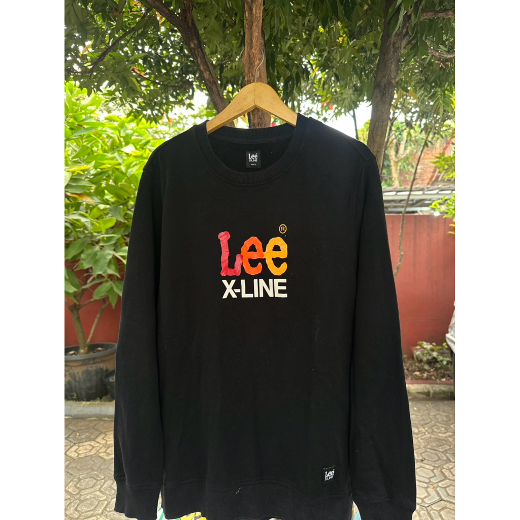 Lee Crewneck