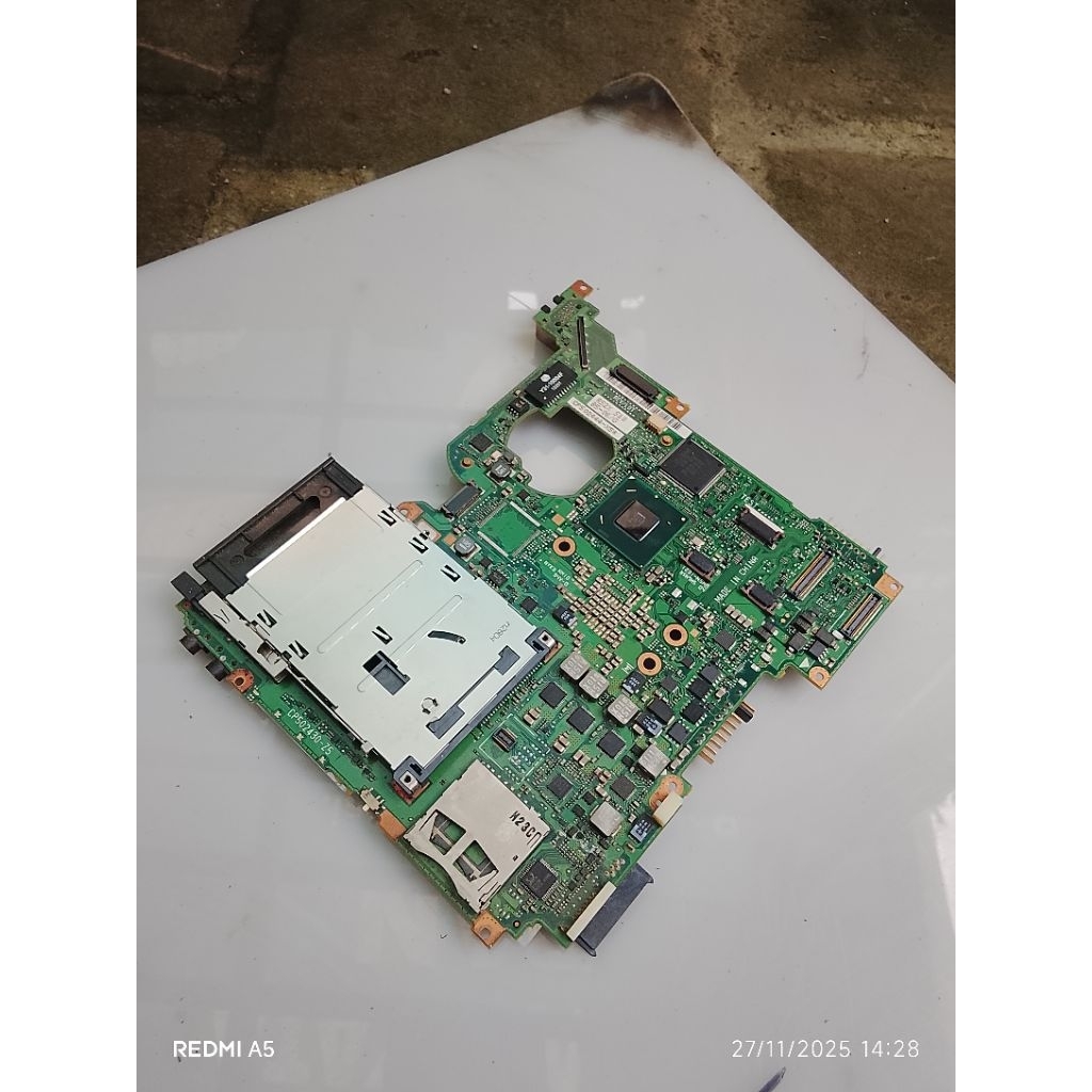 motherboard Fujitsu P77q i3-2 normal