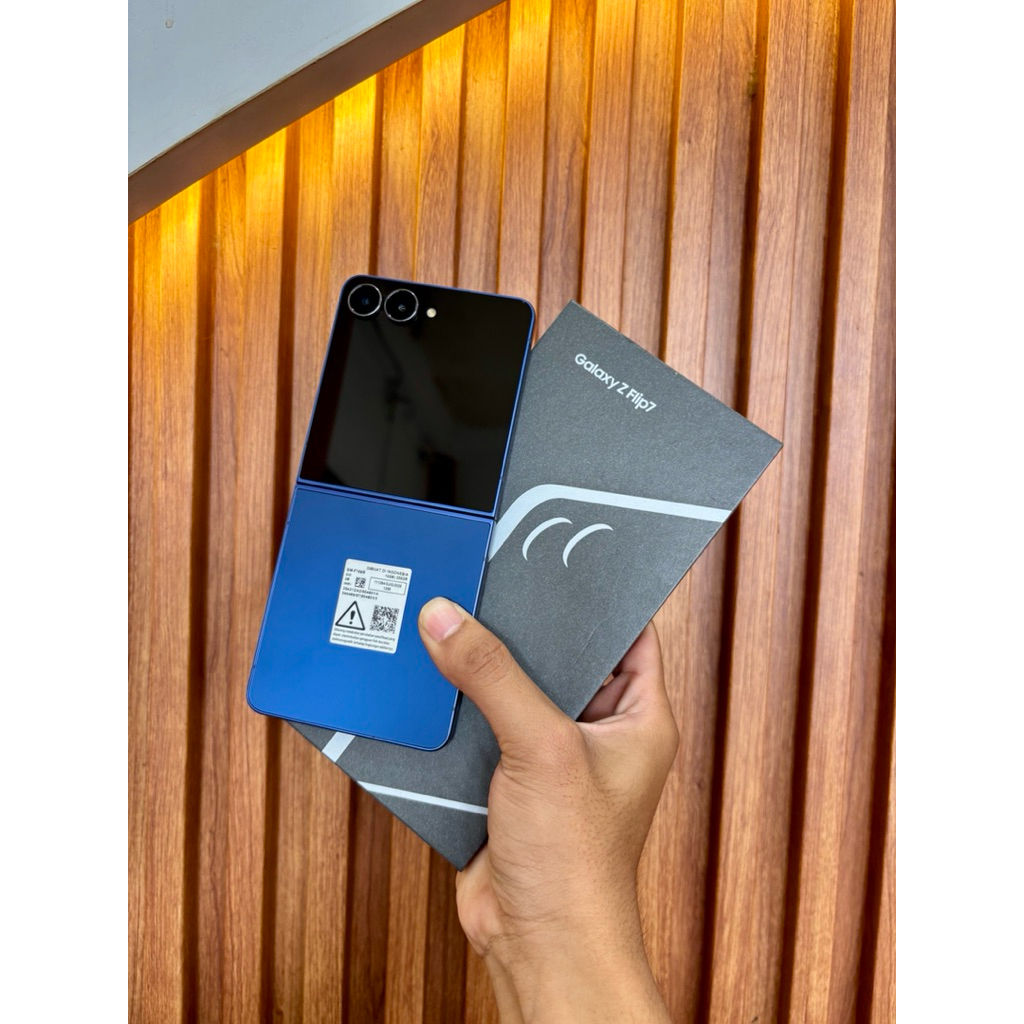 SAMSUNG Z FLIP 7 12/512 SEIN SECOND SUPER MULUS TERAWAT