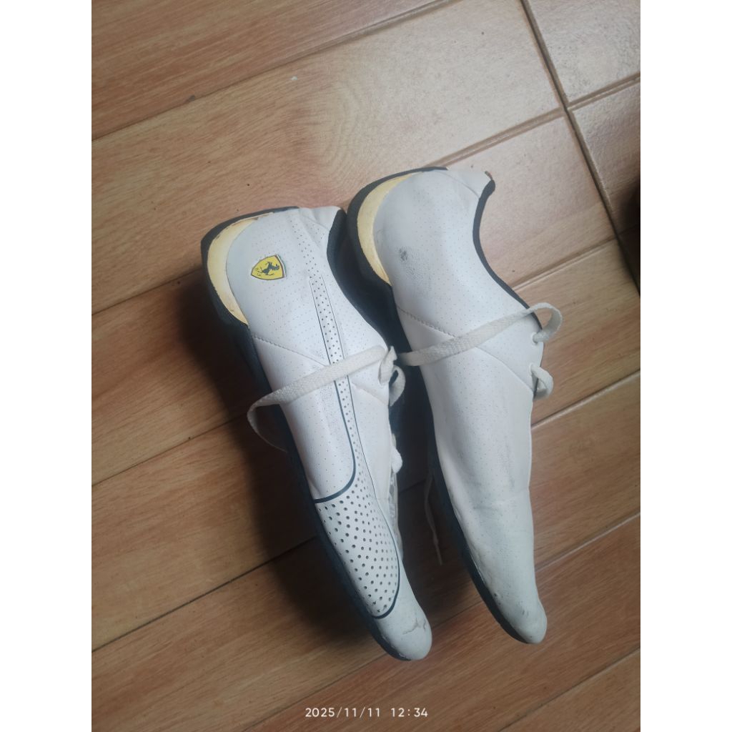 Sepatu Puma Ferrari prelove