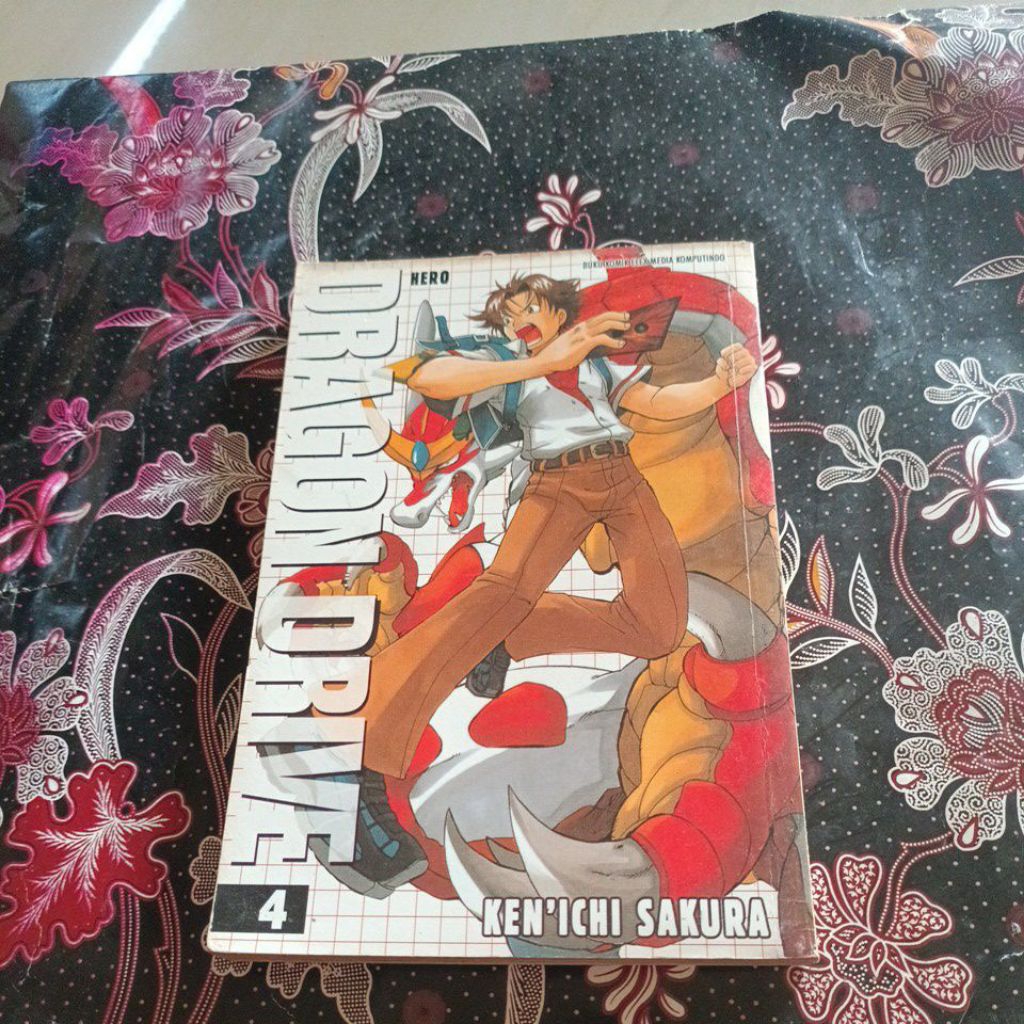 Komik Dragon Drive volume 4