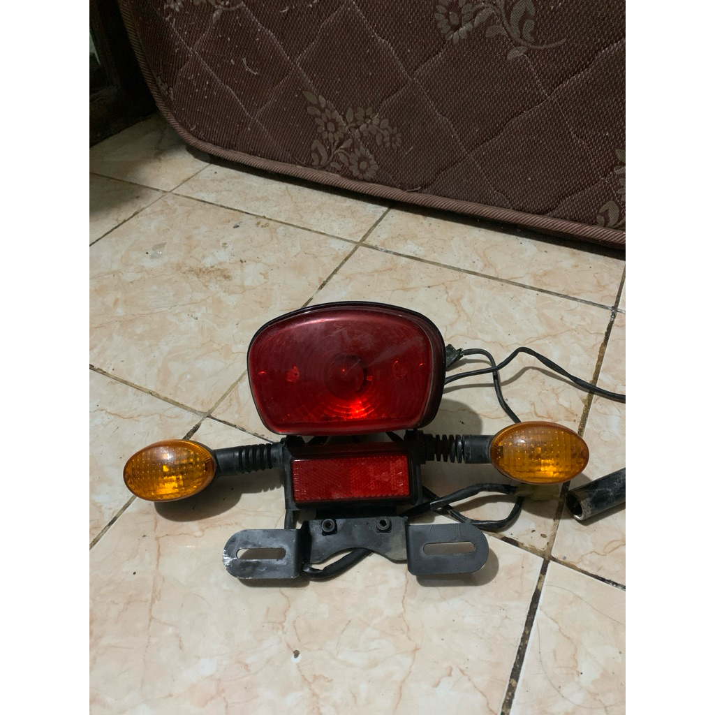 stoplamp copotan w175