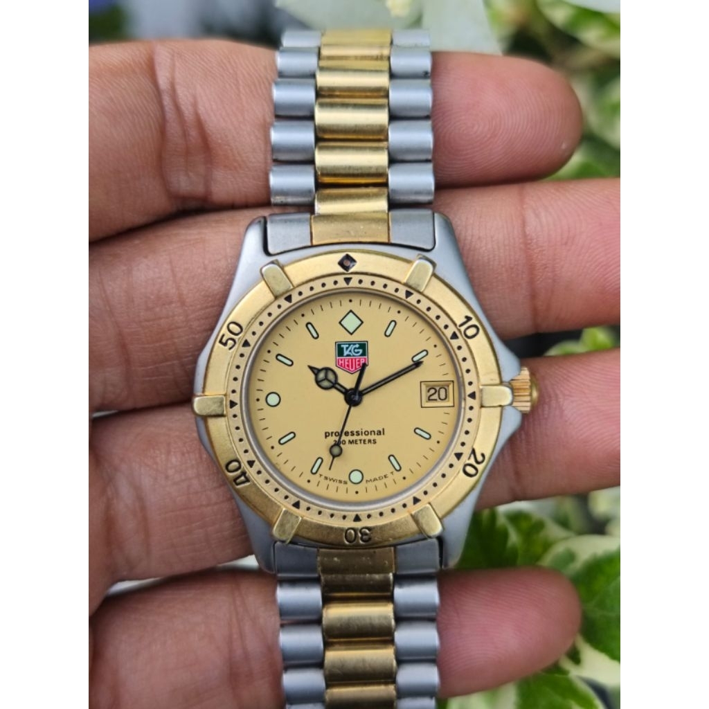 TAG Heuer 2000Professional 200 Meters