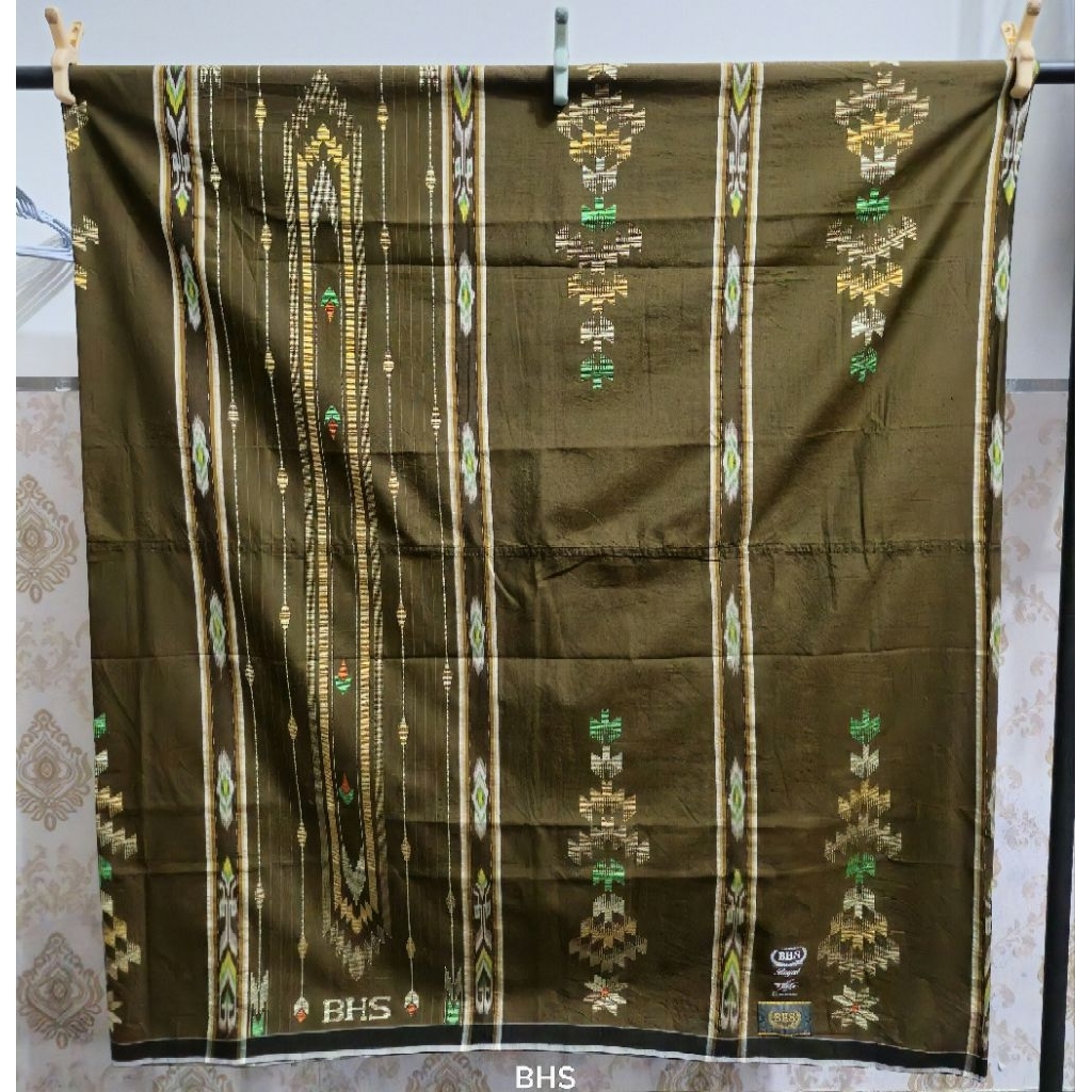 Sarung BHS Royal SIE sutra 50%( Second/Bekas )