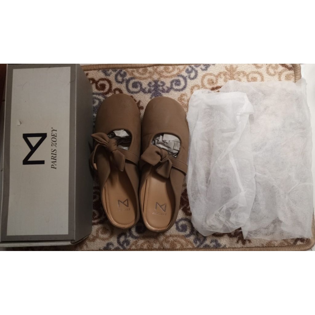 Paris Zoey [Preloved]
