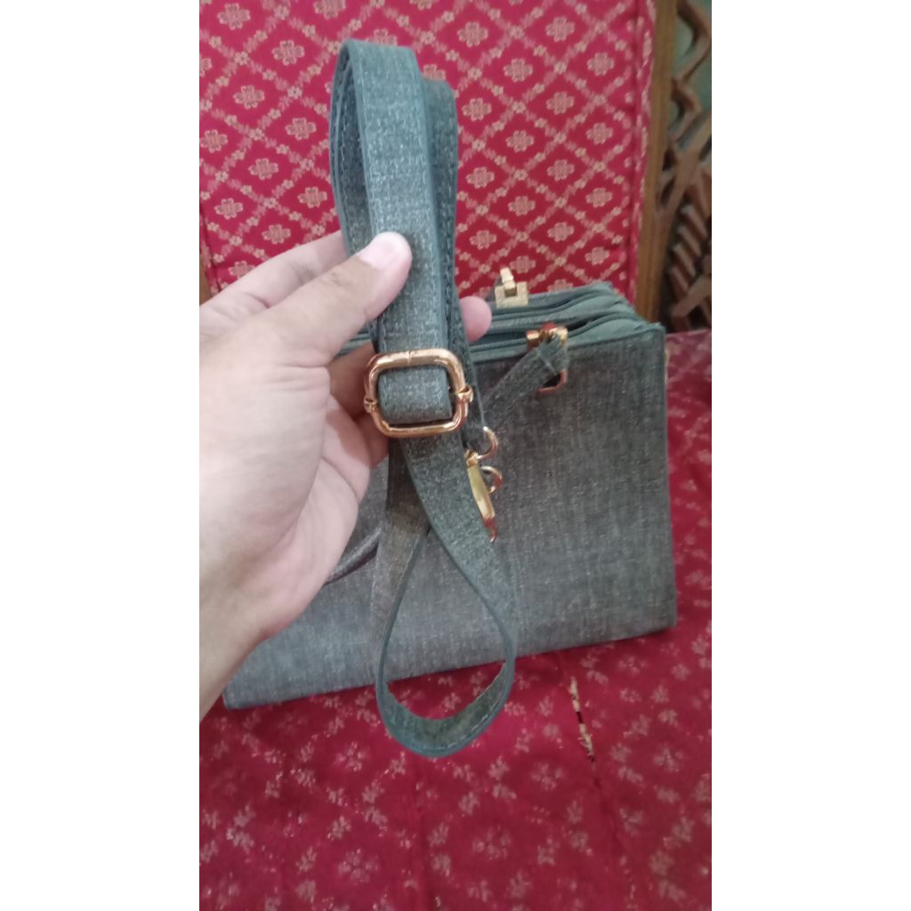 tas tangan / selempang merk fladeo