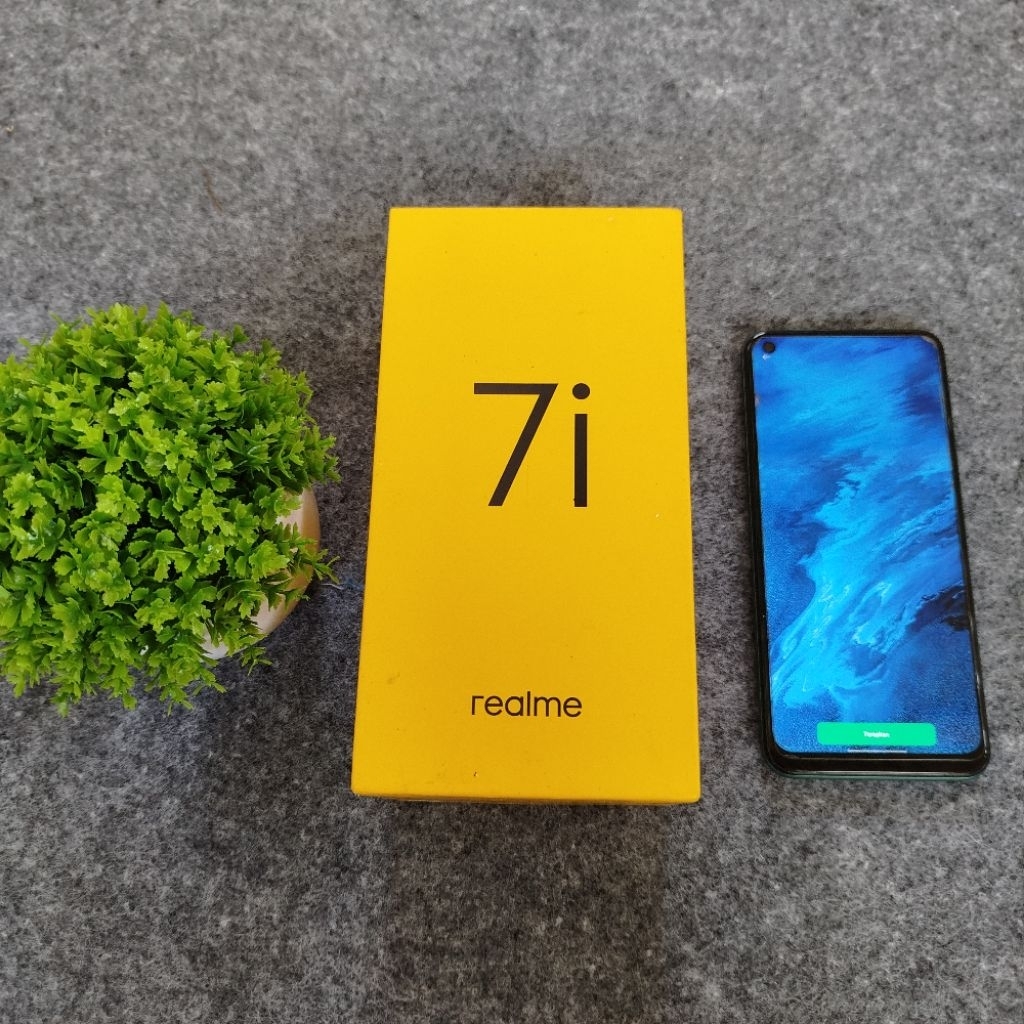 Realmi 7i 8/128 second