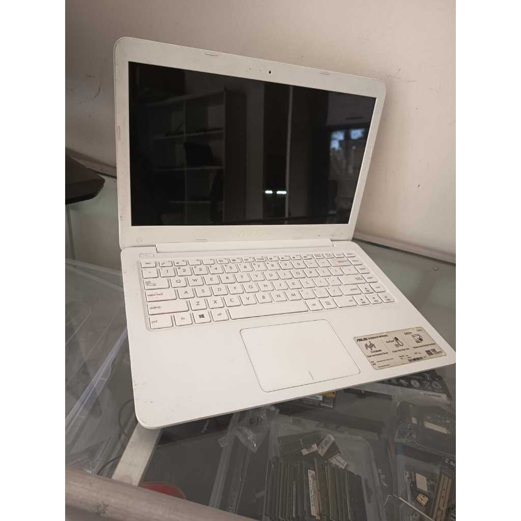 Casing case laptop asus e402 e402y e402ya