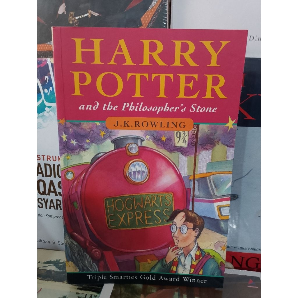 Novel Inggris Bekas Original HARRY POTTER & The Filosopher's Stone