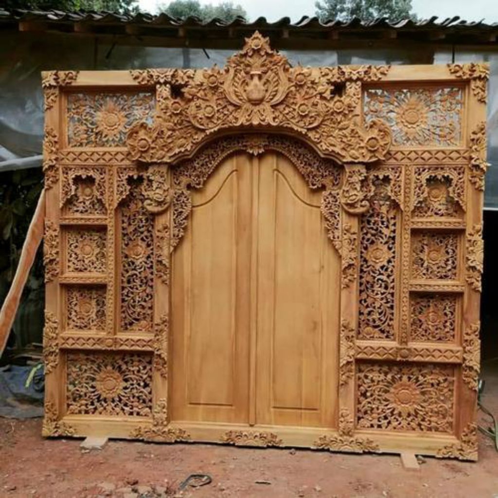Pintu Gebyok Bali