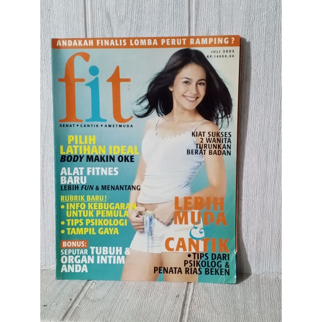 majalah wanita Fit