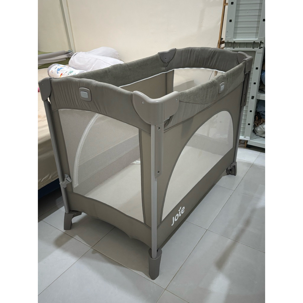 Preloved Joie Kubbie Sleep - baby box