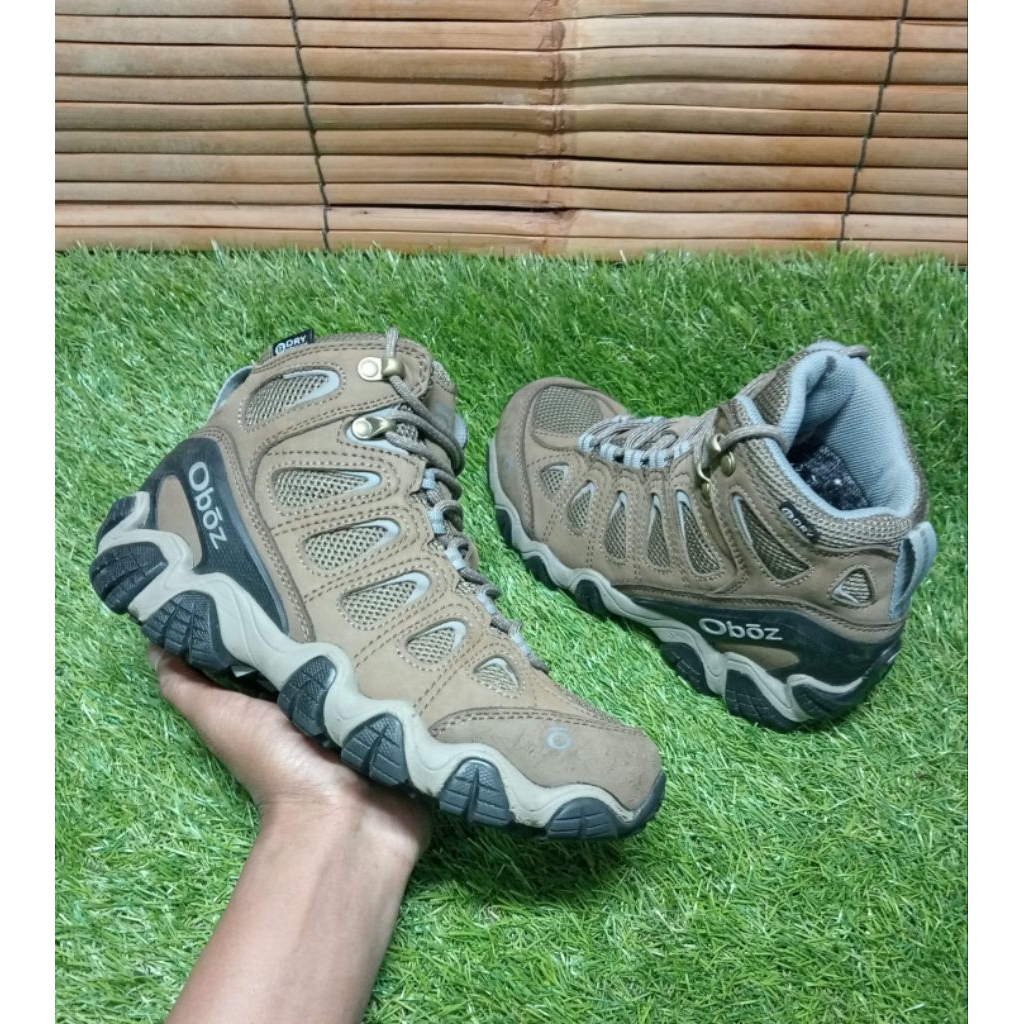 Sepatu Outdoor Second Oboz Biodry waterproof mid cut 37/23,5cm