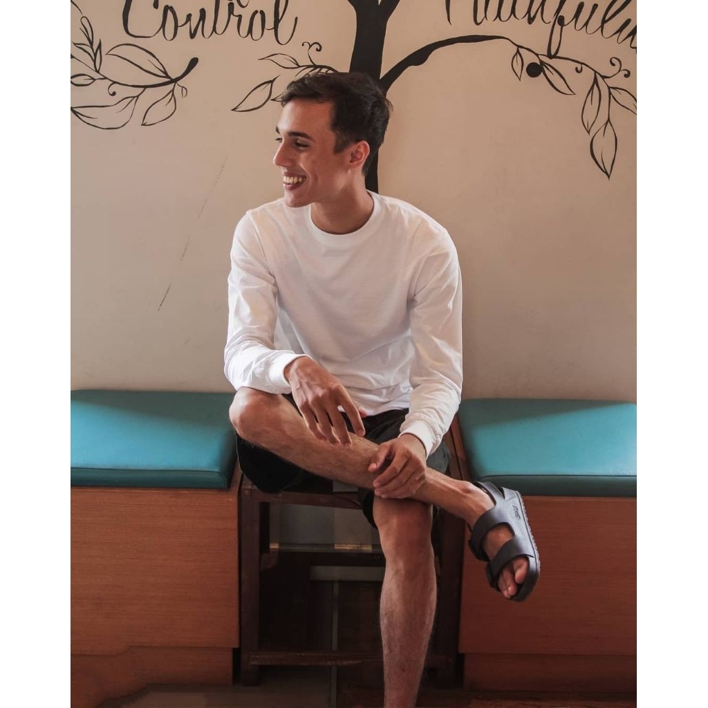 KAOS MERCHCONS LONGSLEEVE WHITE BLANK TSHIRT MERCHCONS ORIGINAL