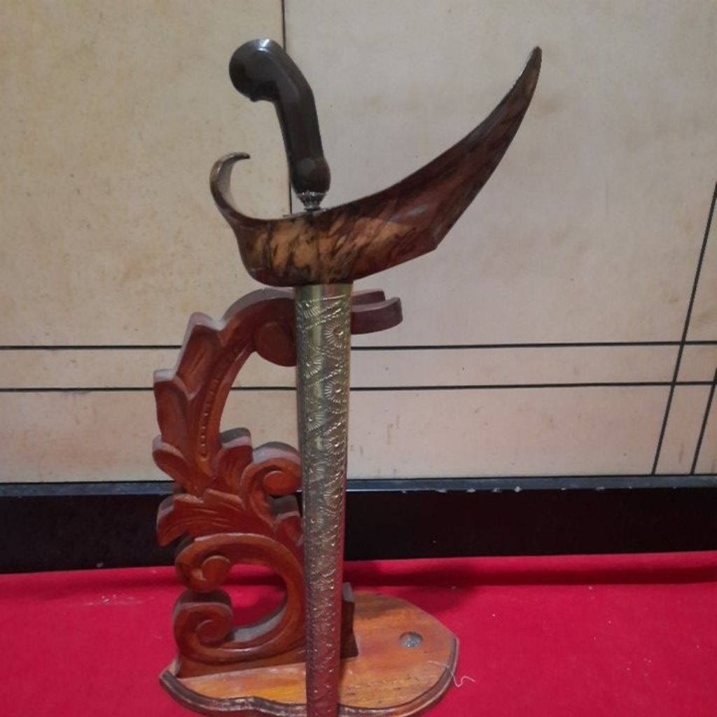 Keris Sabuk Inten Luk 11 Sepuh Pamor Melati Tumpuk