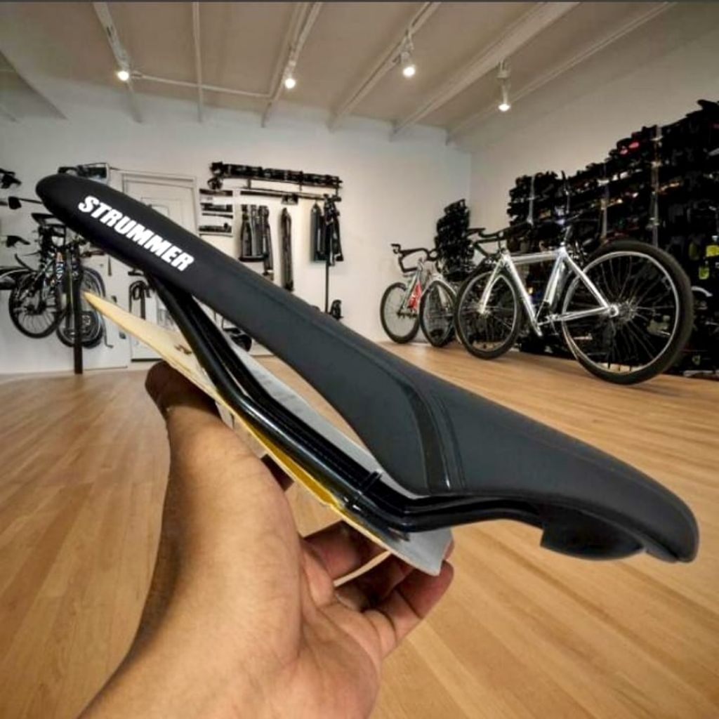 Sadel sepeda Roadbike Sadel Gel Strummer SD-5361 Race