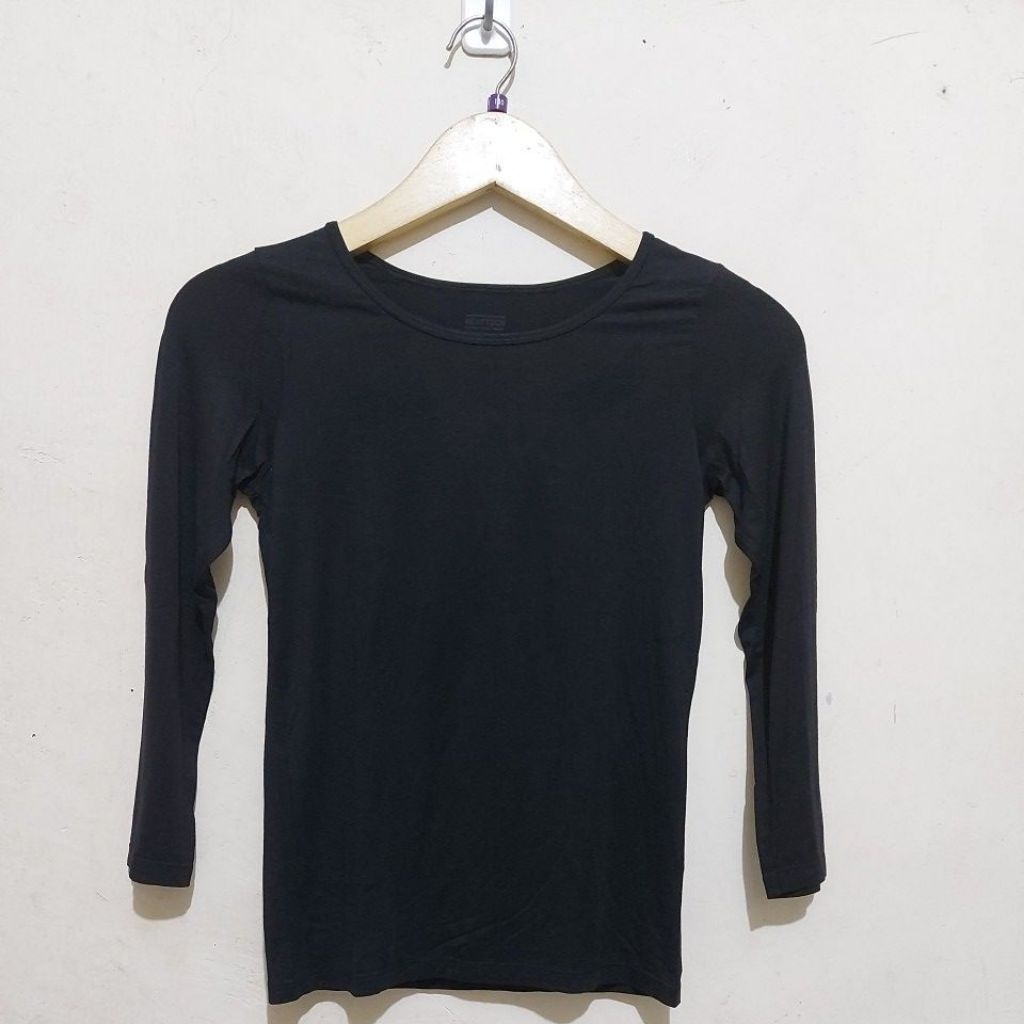 Pakaian dalam tshirt Heattech regular crew neck untuk anak UNI*140