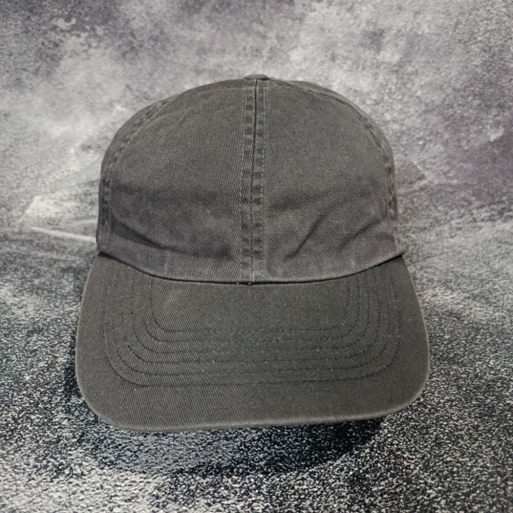 Digidegu Topi UNIQLO UV Protection Warna Abu Basic