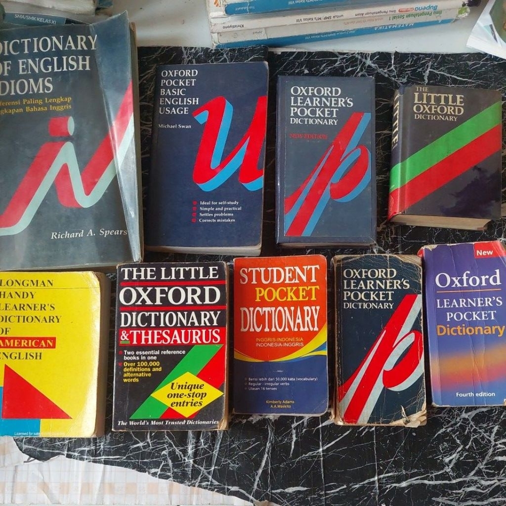 KAMUS DICTIONARY OF ENGLISH IDIOMS,OXFORD POCKET BASIC ENGLISH USAGE,OXFORD LEARNERS POCKET,THE LITT