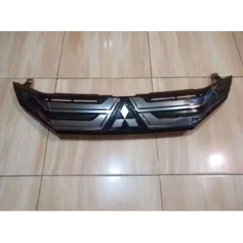 Grill Mitsubishi Xpander 2019-2021 Original