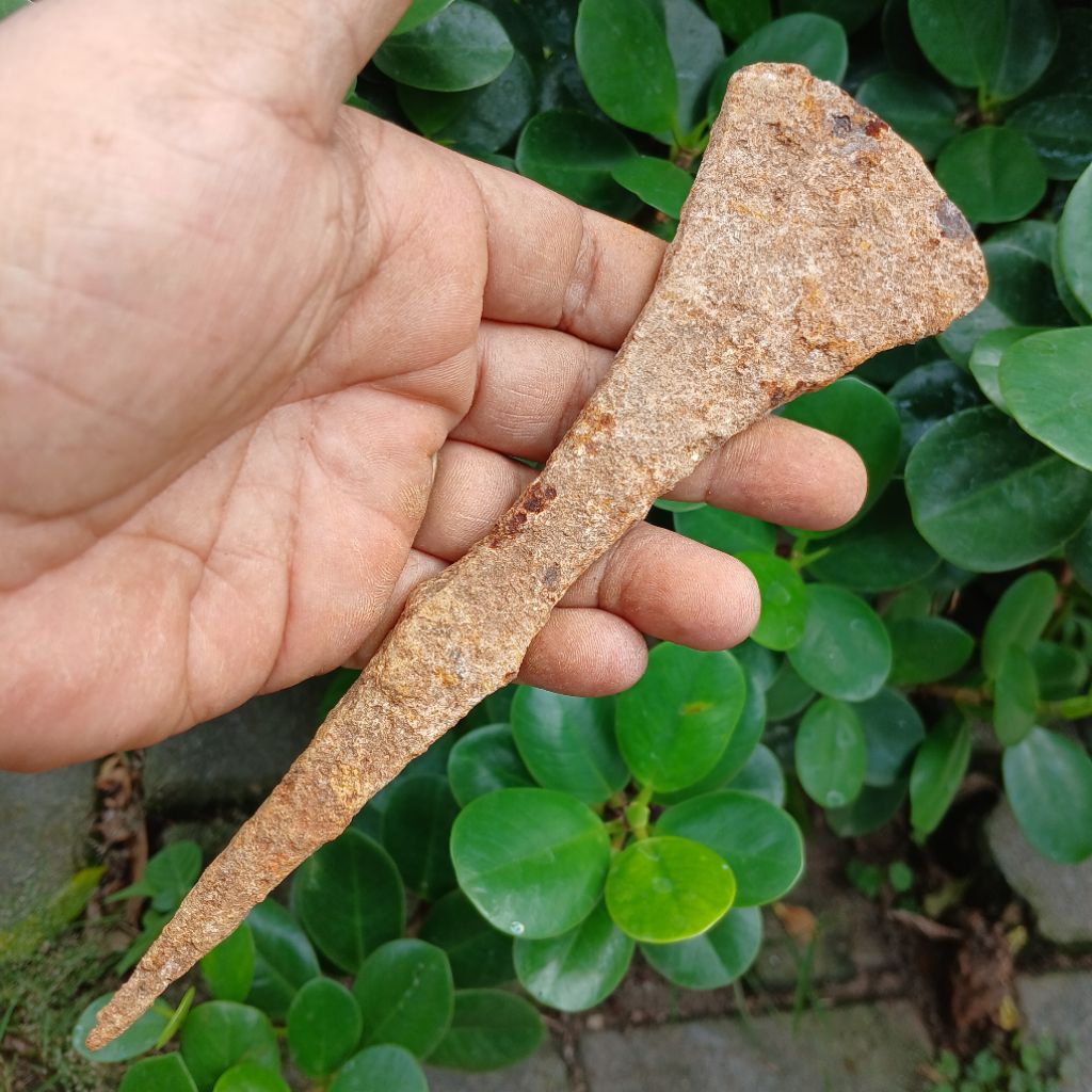 Kolek Temuan KUNO Galian Tanah Kapak Besi KaBudhan