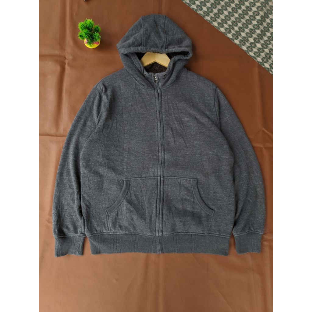 Hoodie Zipper Uniqlo sherpa dalam (abu)