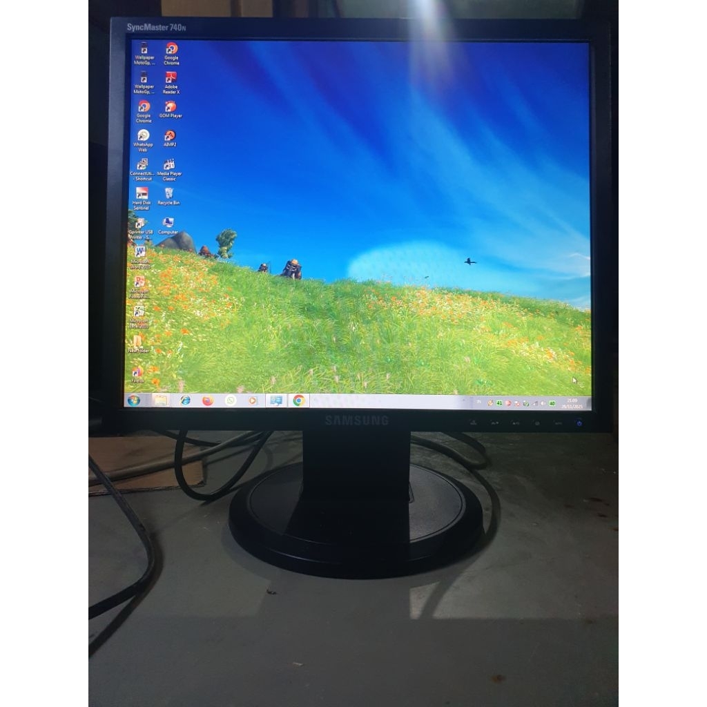 Led  monitor samsung 17 inch kotak