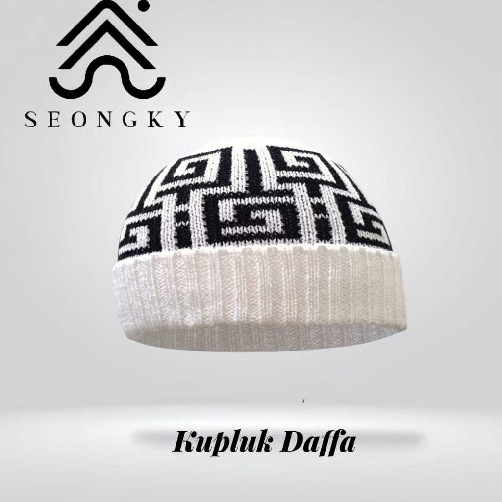 Kupluk Daffa  Beanie Hat Handmade Kupluk dewasa kopiah songkok peci perlengkapan alat sholat by Seon