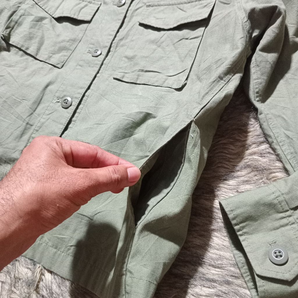 OUTER BOXY UNIQ LOO OLIVE GREEN