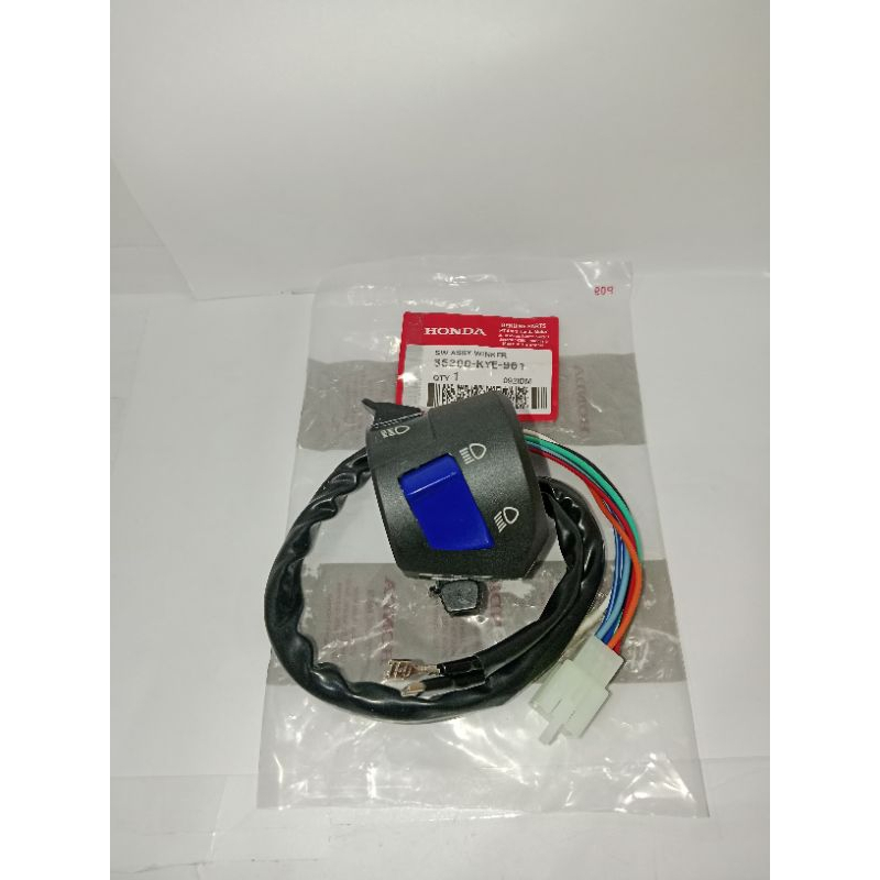 35200-KYE-901 adalah untuk komponen Holder Saklar Kiri (Switch Assy., Winker).