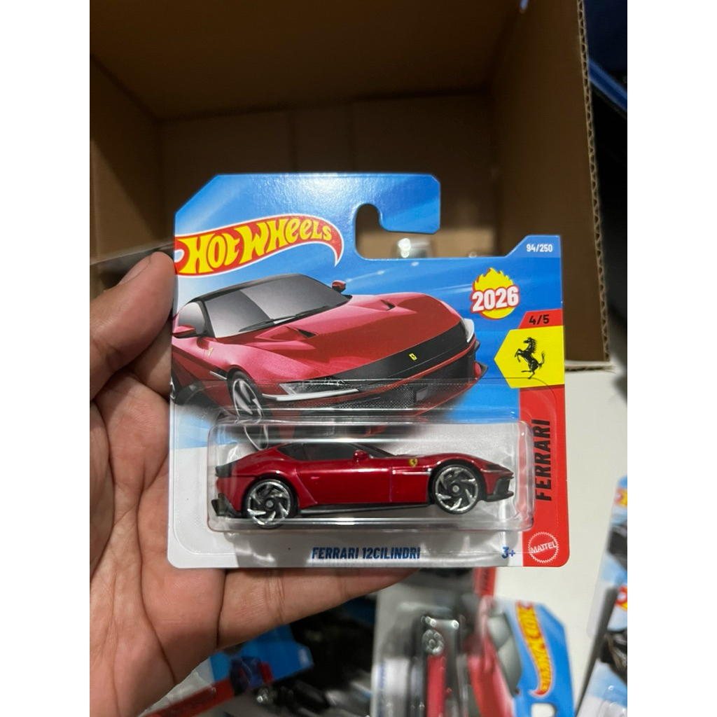 Hot Wheels Short Card Ferrari Ferrari 12Cilindri Red