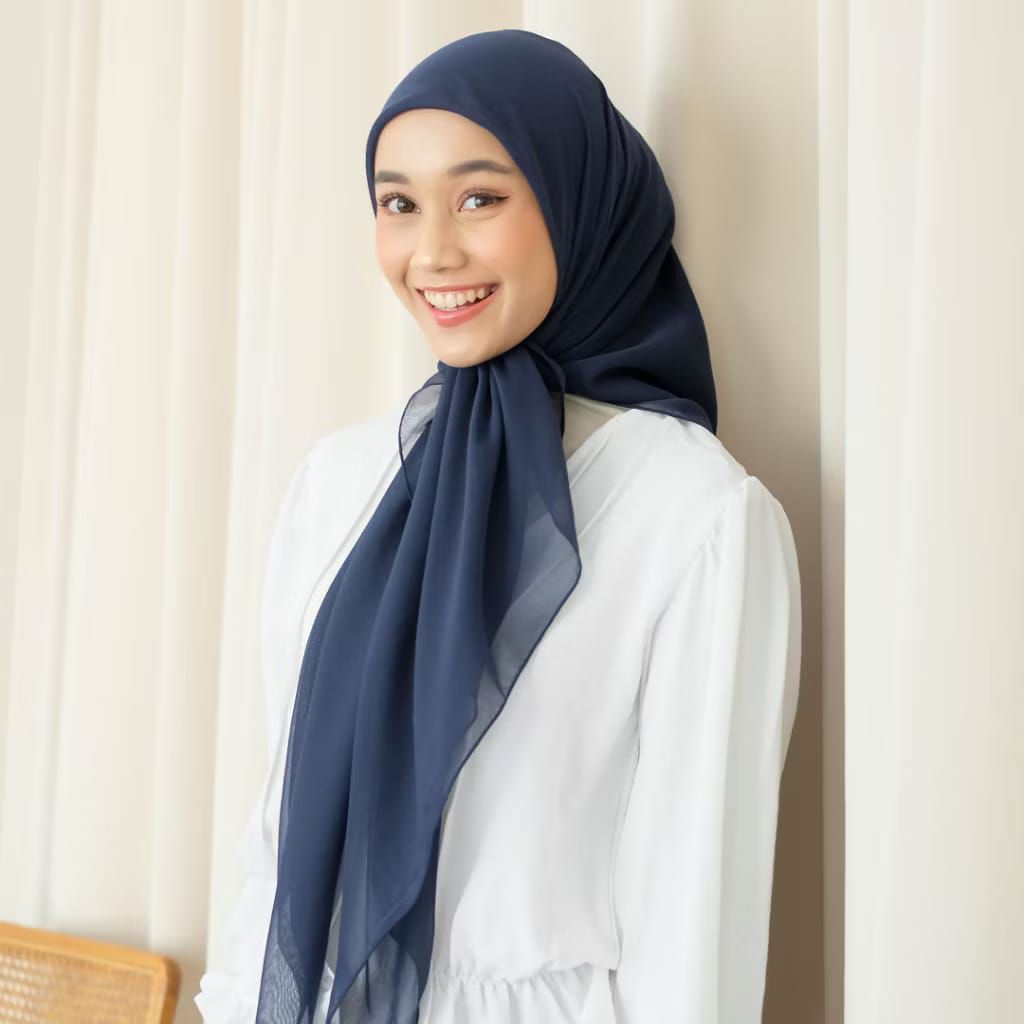 Lozy Hijab defect minor
