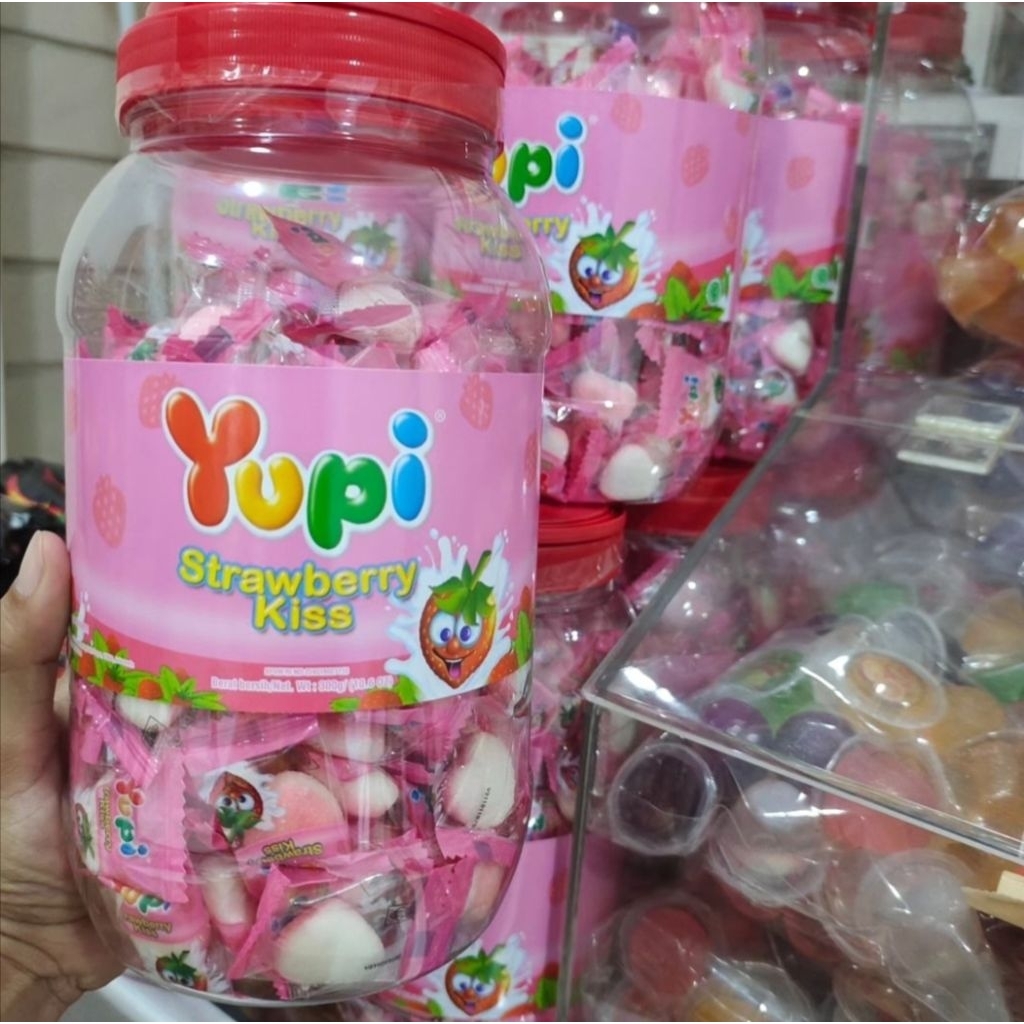 PERMEN  YUPI KISS LOVE TOPLES