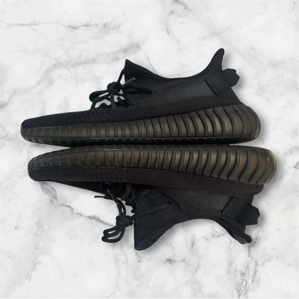 Adidas Yeezy Boost 350 V2 Onyx