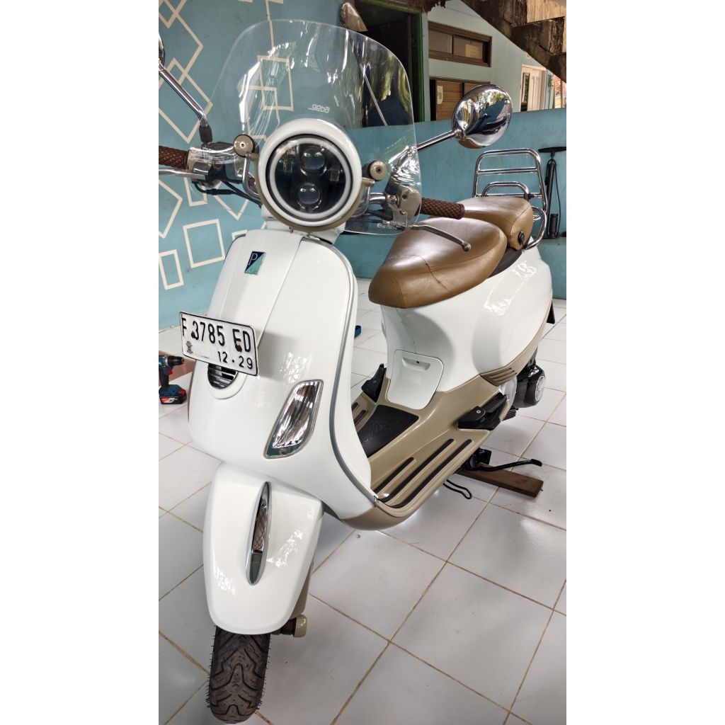vespa LXV