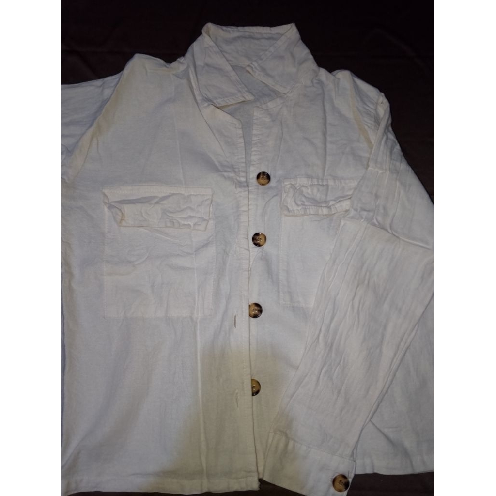 kemeja cream/kemeja croptop wanita/atasan wanita (preloved)