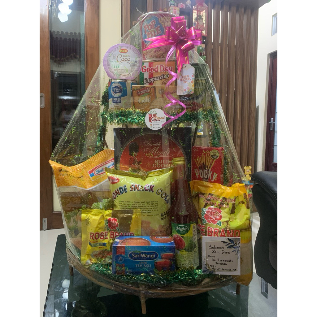 PARCEL SEMBAKO CUSTOM SPESIAL NATAL DAN TAHUN BARU