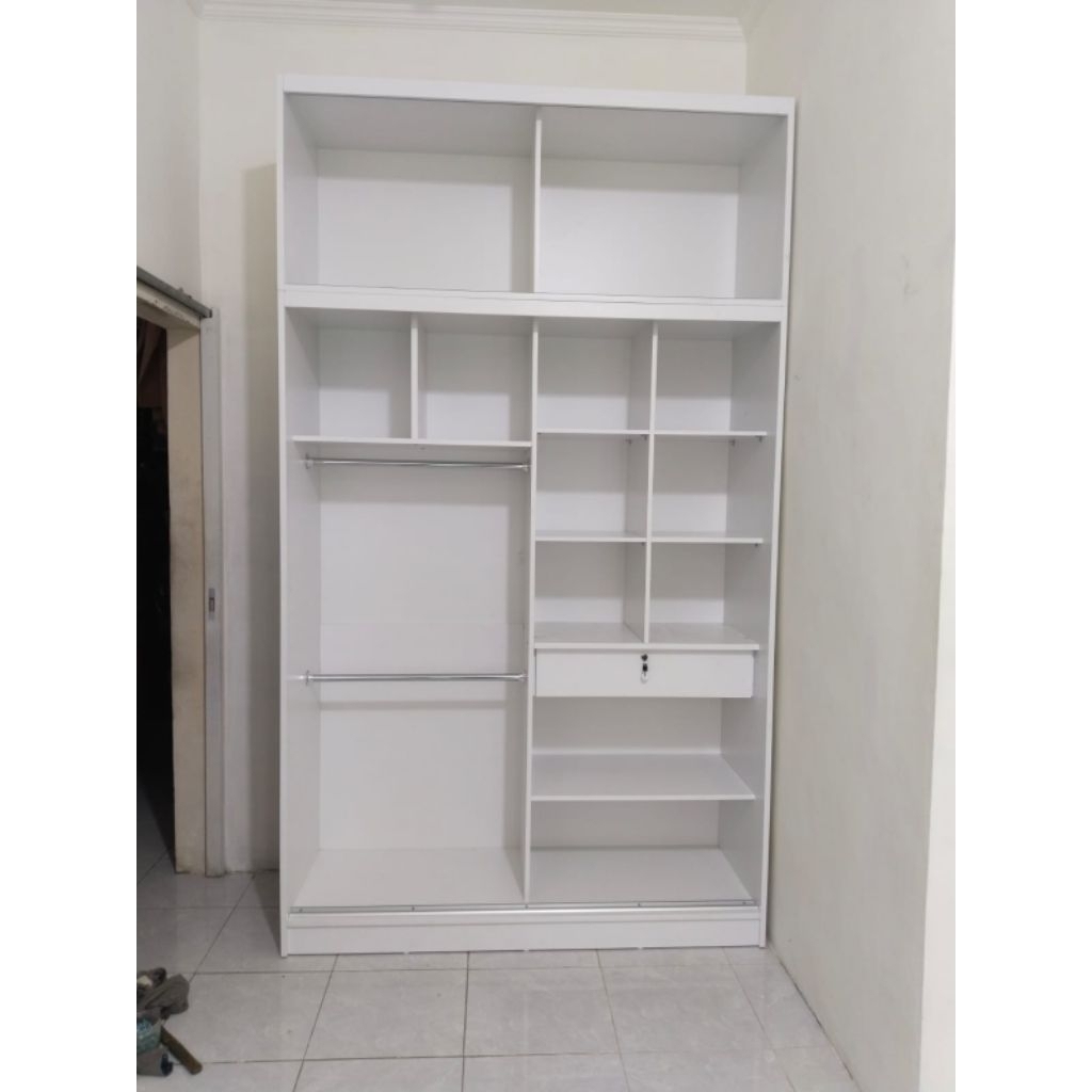 lemari pakaian sliding custom/box minimalis