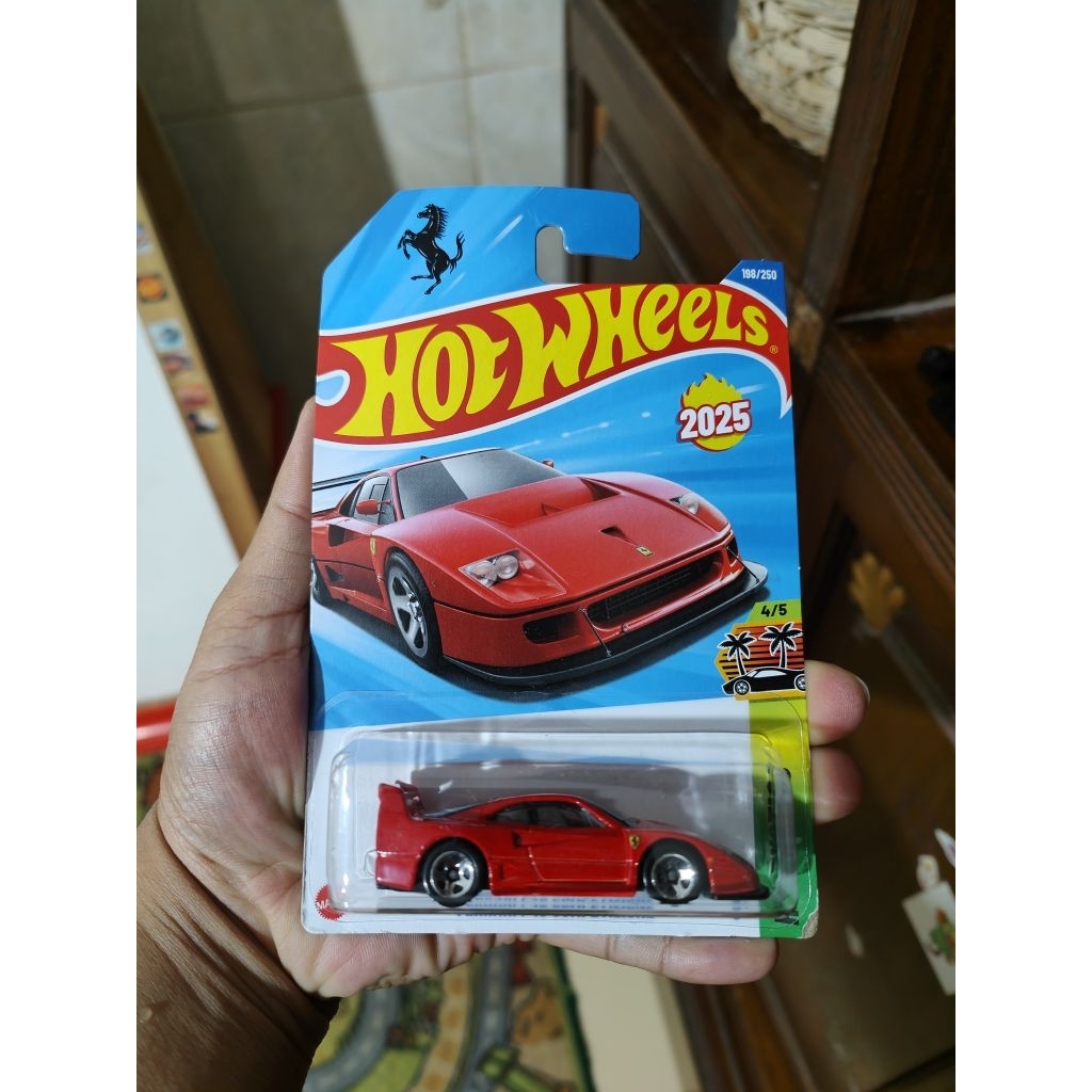 Ferrari F40 Hotwheels