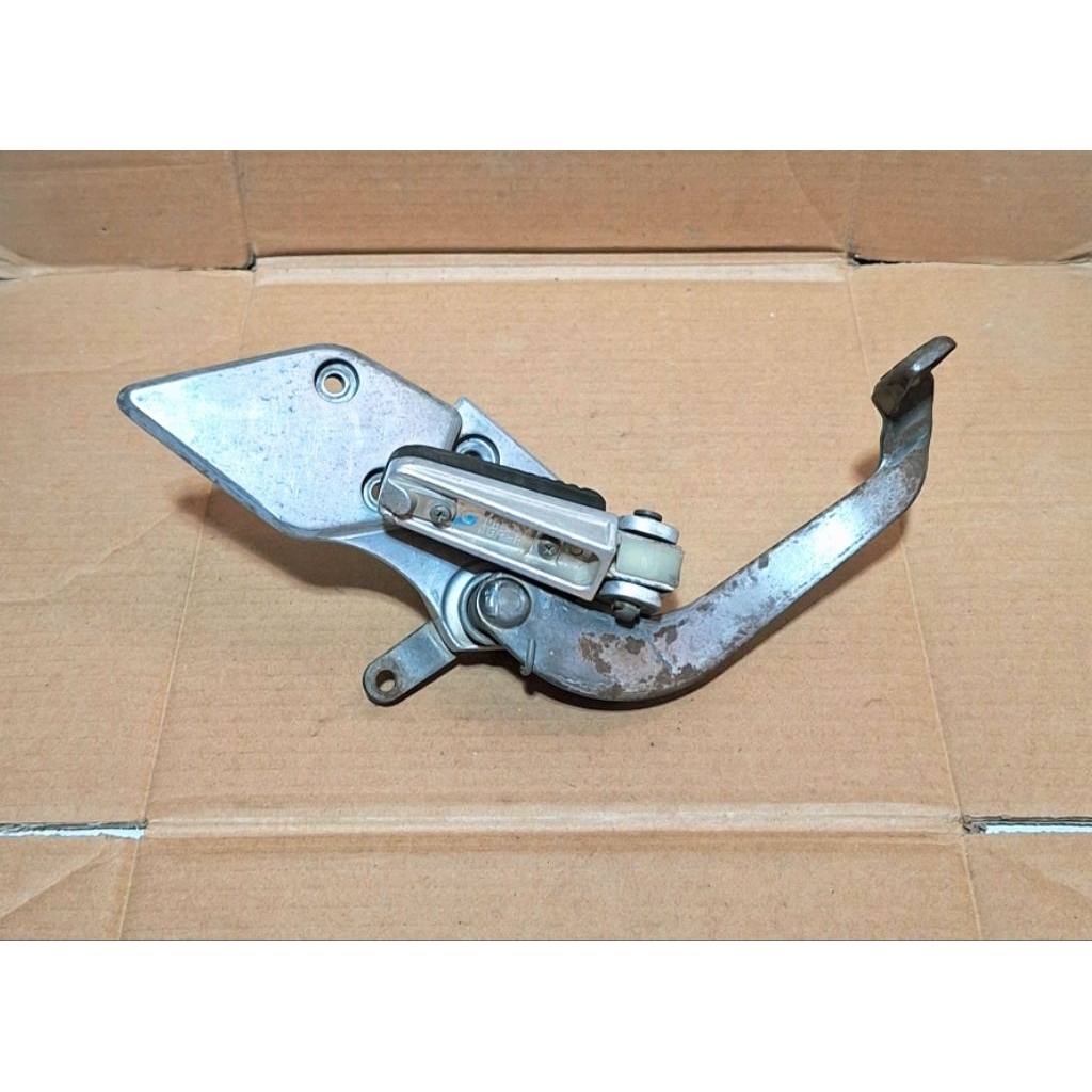 potep depan underbone kanan yamaha vixion new NVA original