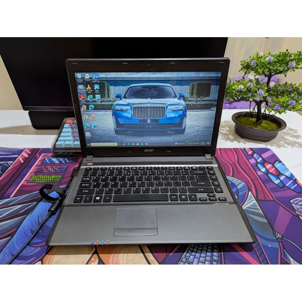 Laptop Office Acer Aspire 4752 Dual VGA Nvidia GT 540M Intel Core I5 2410M Ram 4GB HDD 320GB Layar 1